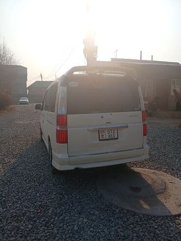 срочно продам авто в связи с переездом: Honda Stepwgn: 2002 г., 2 л, Автомат, Бензиновая, Минивэн — 4