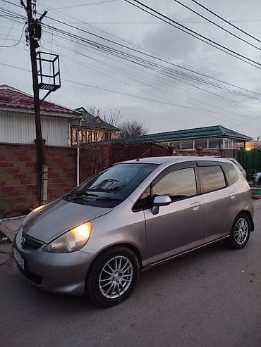 fit rs: Honda Fit: 2003 г., 1.5 л, Вариатор, Бензин — 2