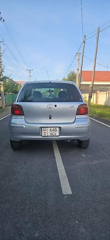jet ski: Toyota Vitz: 2002 г., 0.1 л, Автомат, Бензин, Хэтчбэк — 4