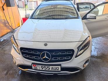 глушител bmw: Mercedes-Benz GLA-Class: 2018 г., 2 л, Автомат, Бензин, Кроссовер — 1