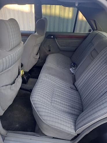 mers bar: Mercedes-Benz W124: 1990 г., 2.3 л, Механика, Бензин, Седан — 5