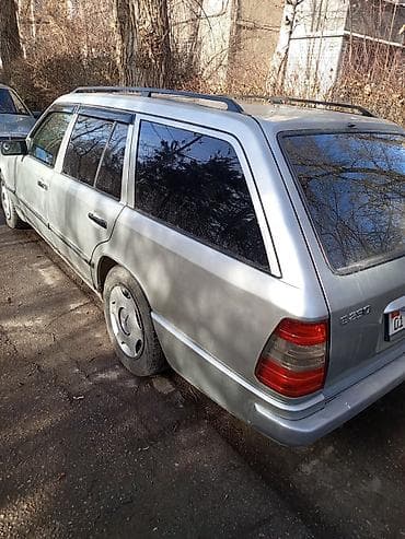 sprinter 412: Mercedes-Benz E-Class: 1988 г., 2.3 л, Автомат, Бензин, Универсал — 1
