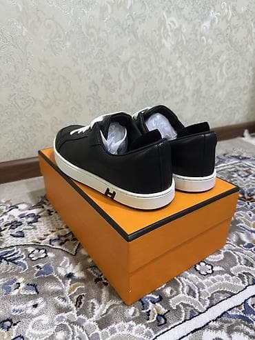 nike react: Мужские кроссовки, 40, & Other Stories, Новый, цвет - Черный, Самовывоз, Платная доставка — 3