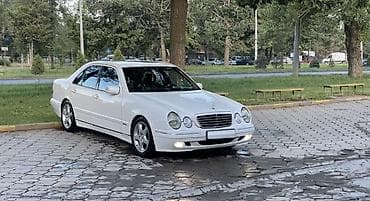 Mercedes-Benz E-Class: 2000 г., 3.2 л, Автомат, Бензин