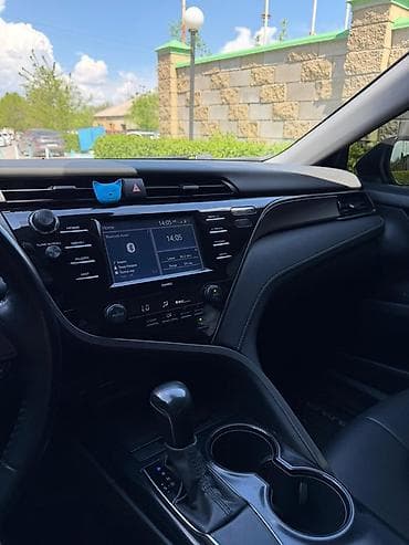 lexus e: Toyota Camry: 2020 г., Автомат, Бензин, Седан — 7