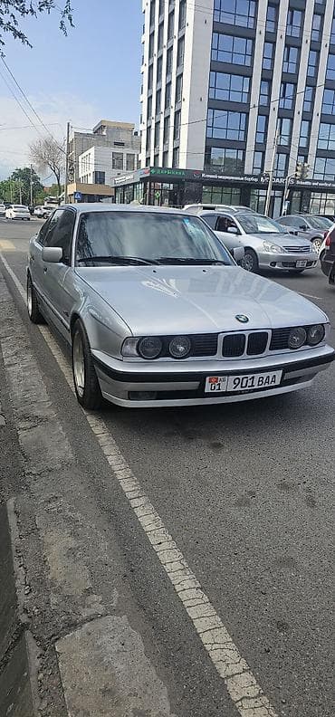 BMW 5 series: 1992 г., 2.5 л, Механика, Бензин, Седан