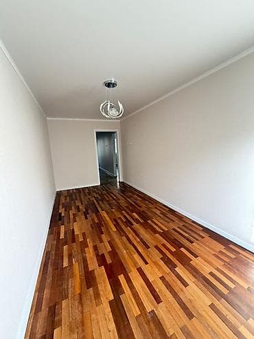 Продажа квартир: 5 и более комнат, 90 м², 1 этаж — 5