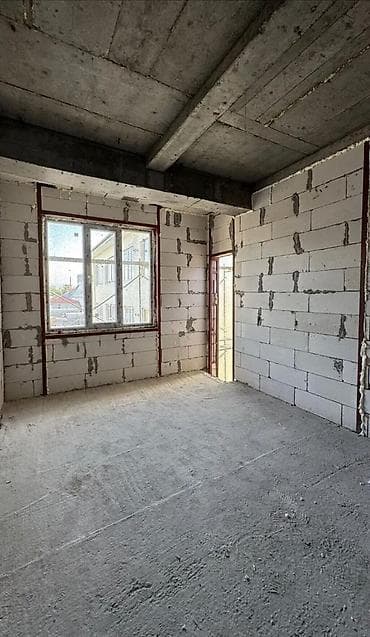 с подсилениям: 1 комната, 37 м² — 1