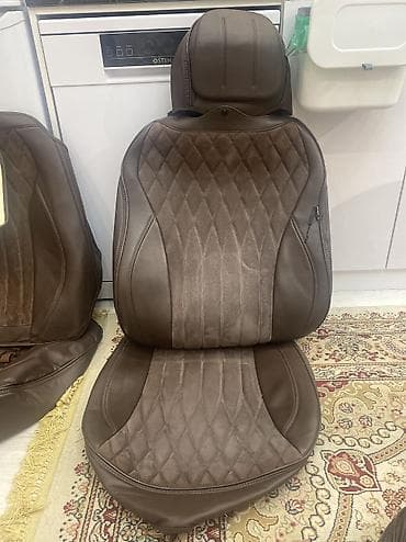 mers eshka: Чехлы Экокожа, С подушкой, Mercedes-Benz — 5