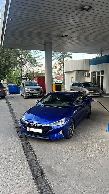 carplay android: Hyundai Avante: 2019 г., 1.6 л, Автомат, Бензин, Седан — 2