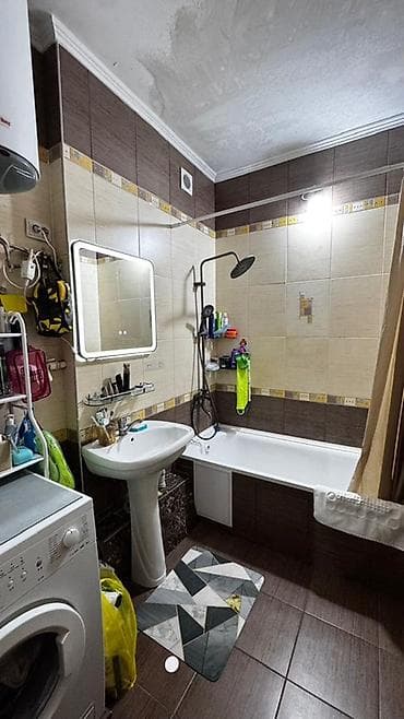 квартира с подселением 8 мкр: 2 комнаты, 67 м², 106 серия улучшенная, 8 этаж, Старый ремонт — 10