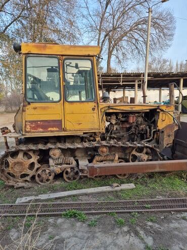 купить запчасти на опель вектра б: Бульдозер, 1985 г., Гусеничный — 5