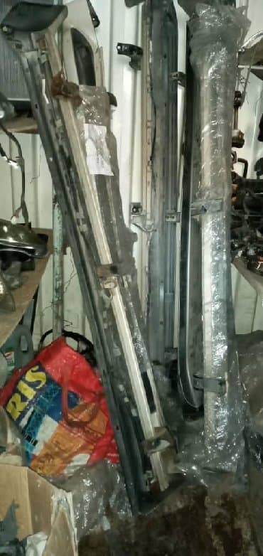 Подножки на лексус GX-470 привозные в хорошим состоянии