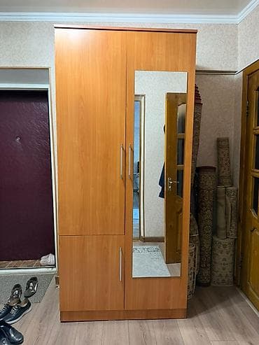 Гарнитуры для зала: Набор мебели в оттенке «бук/орех»: 1) Компьютерный стол: - выдвижная — 7