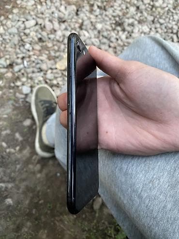 флешка для видеорегистратора: IPhone 7, Jet Black — 2