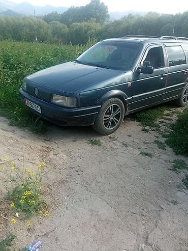 1 nz: Volkswagen Passat: 1991 г., 2 л, Механика, Бензин, Универсал — 2