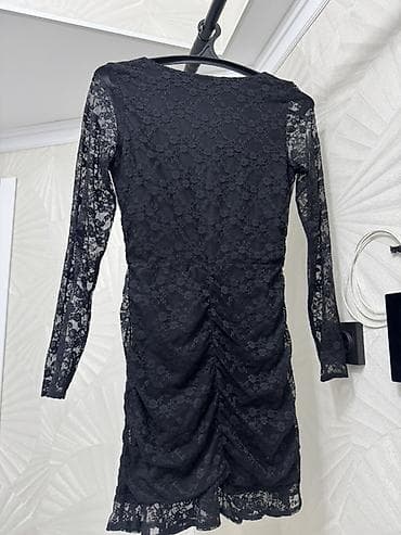 Личные вещи: Платья по 300сом Черное кружевное платье мини - Материал: тонкое — 4