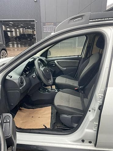 tom ford: Renault Duster: 2017 г., 2 л, Автомат, Бензин, Кроссовер — 10