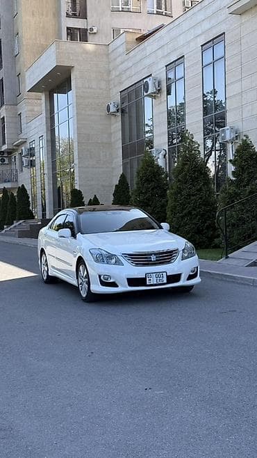 step wgn: Toyota Crown: 2008 г., Вариатор, Гибрид, Седан — 1