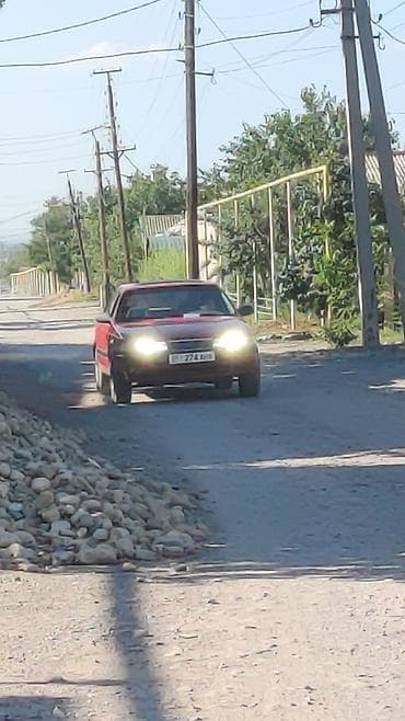 Унаа: Mazda 626: 1989 г., Кол менен иштөөчү, Седан — 1