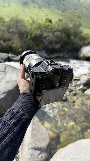 чехол а3: Беззеркальная камера Sony α7 III (ILCE-7M3) с байонетом E — 4