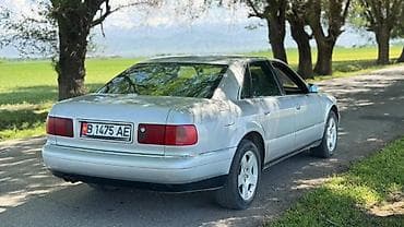 аудио техника: Audi A8: 1999 г., 2.8 л, Автомат, Бензин, Седан — 4