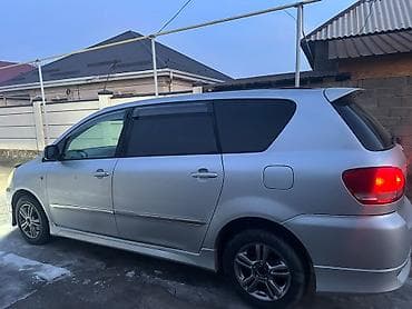 sp 4: Toyota Ipsum: 2001 г., 2.4 л, Автомат, Минивэн — 5