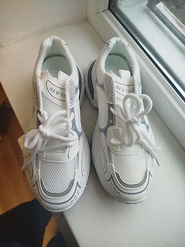 foot patch: 42-размер. Толстая подошва которая увеличивает рост при ношении на 3-5 — 3