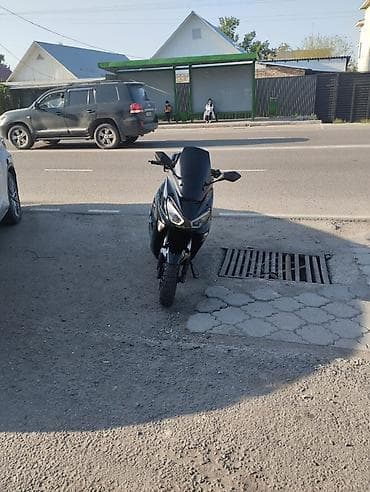 матор жугили: Скутер DUL DUL, городской максискутер черного цвета. Характеристики и — 1