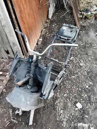 Кумурска мотороллер: Продаю раму от М8, есть бак, вилка, сиденье, обе подножки и частично — 2