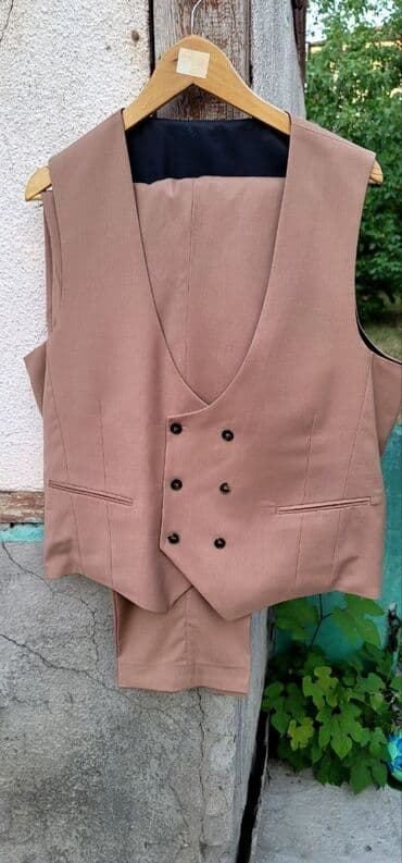 срочно продаю в связи с переездом: Пиджак гана. Только Пиджак — 2