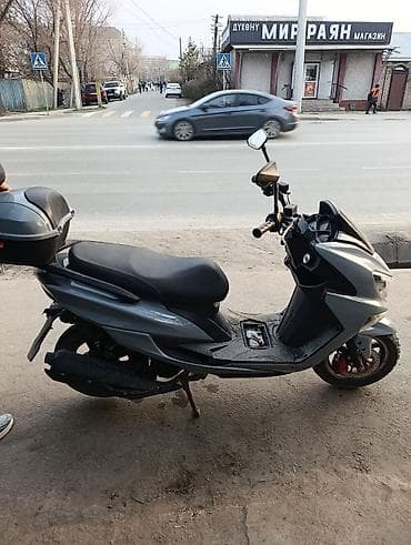Скутеры: Макси-скутер 180 куб. см, Бензин, Б/у — 4