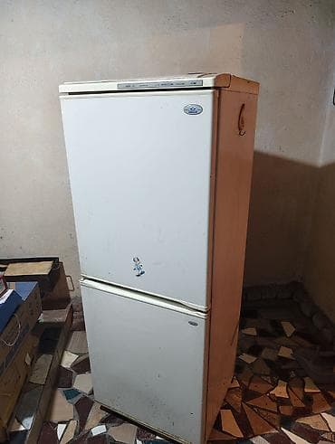 двух камерный холодилник: Холодильник двухкамерный б/у — 1