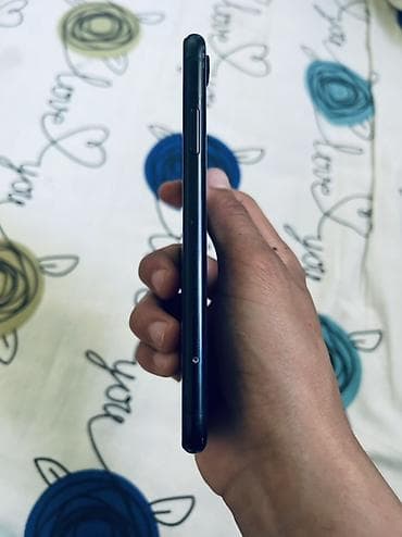 poco m 5: IPhone Xr, Б/у, 128 ГБ, Черный, 73 % — 5