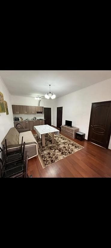 бишкек цена квартиры: 56 м², 3 комнаты, Забор, огорожен — 3