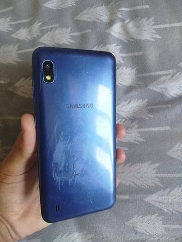 Samsung Galaxy A10, Б/у, 32 ГБ, цвет - Синий, 2 SIM
