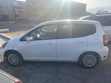 toyota iaris: Honda Fit: 2002 г., 1.3 л, Автомат, Газ, Универсал — 2
