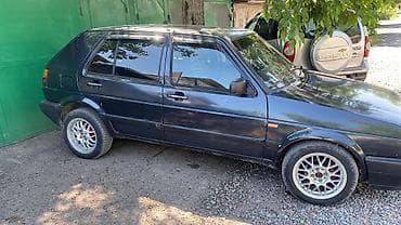 2 4 д: Volkswagen Golf: 1992 г., Автомат, Бензин, Хэтчбэк — 2