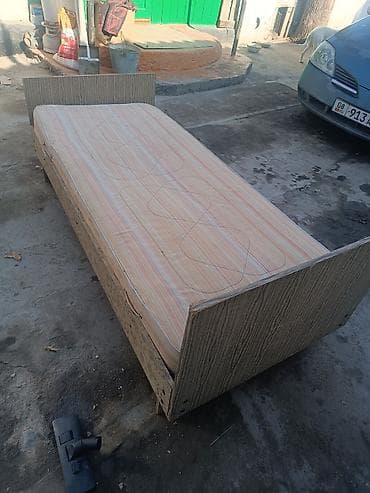 детские кровати для 2 детей: Продаю 1,5 спальную кровать б/у в хорошем состоянии . цена 2000 сом — 7