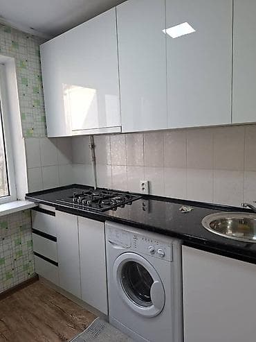 помещение под мойку: 1 комната, 32 м², 104 серия, 4 этаж — 1