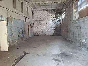 Сдаю в аренду гараж: Сдаётся кирпичное производственно-складское помещение с распашными — 2