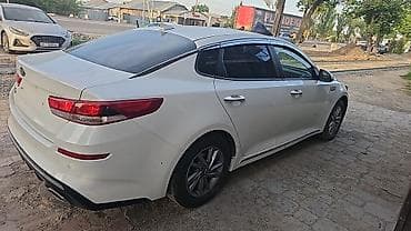 Продажа авто: Kia K5: 2019 г., 2 л, Автомат, Газ, Седан — 4