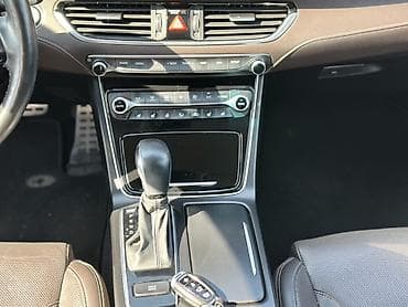 Продажа авто: Hyundai Grandeur: 2019 г., 3 л, Автомат, Газ, Седан — 9