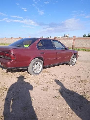 Унаа сатуу: Nissan Maxima: 1994 г., 3 л, Кол менен иштөөчү, Бензин, Седан — 2
