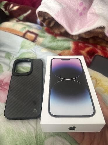 iphone 14 pro: IPhone 14 Pro, Б/у, 128 ГБ, Deep Purple, Наушники, Зарядное устройство, Защитное стекло, 78 % — 2