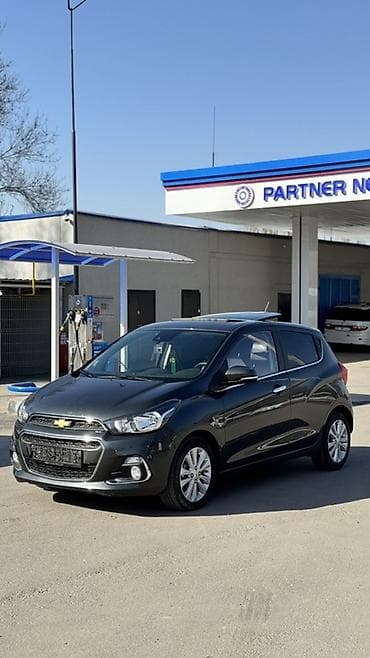 matiz 2013: Chevrolet Spark: 2016 г., 1 л, Автомат, Бензин, Хэтчбэк — 1