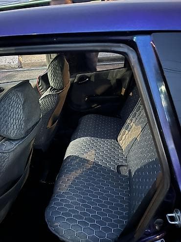 mugen: Honda Fit: 2002 г., 1.5 л, Вариатор, Бензин, Хэтчбэк — 7