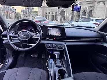 cruiser: Hyundai Avante: 2020 г., 1.6 л, Автомат, Газ, Седан — 10