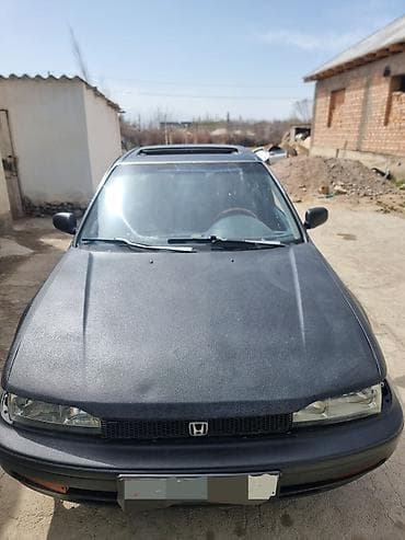акорд 1991: Honda Accord: 1990 г., 2 л, Механика, Бензин, Седан — 3
