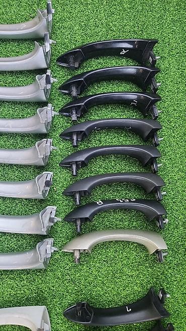 b 5: Е53 Ручки дверные наружнии Год 2003 Цена 1000сом за шт В отличном — 4